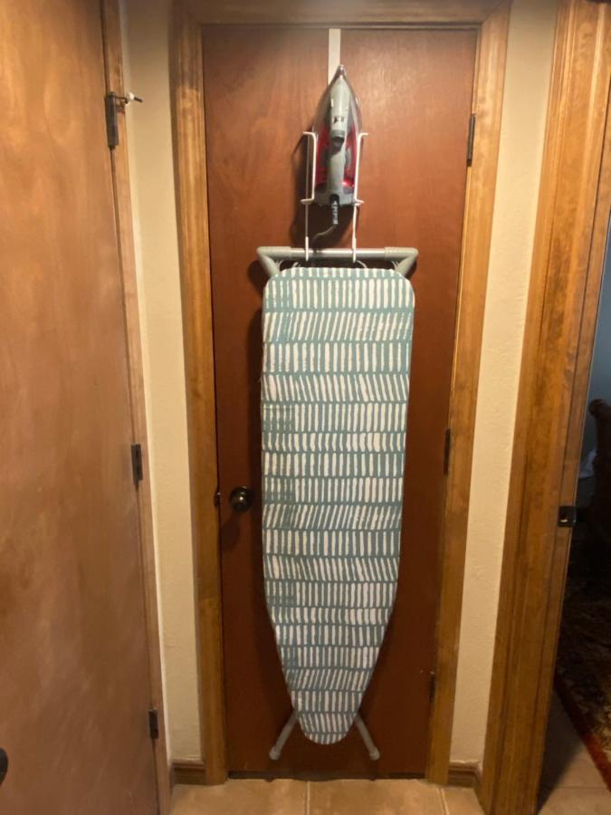 Great Lower Level 1-bedroom On Scenic Bluff Creek Park