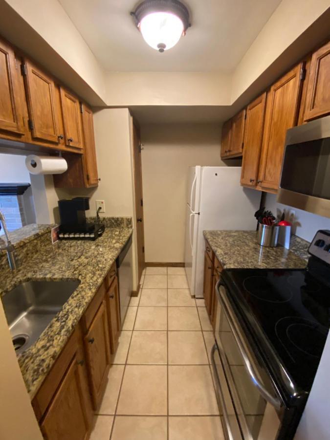 Great Lower Level 1-bedroom On Scenic Bluff Creek Park Oklahoma City